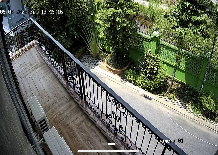 Hình Camera thực tế Chất Lượng Hình 2.0 MP FULL HD 1080P Sắc nét tiết kiệm chi phí của bộ Trọn Gói Camera Nhà Hàng Giá Rẻ sử dụng mã DS-2CE70DF0T-MF Hình Camera thực tế Chất Lượng Hình 2.0 MP FULL HD 1080P Sắc nét tiết kiệm chi phí của bộ Trọn Gói Camera Nhà Hàng Giá Rẻ sử dụng mã DS-2CE70DF0T-MF