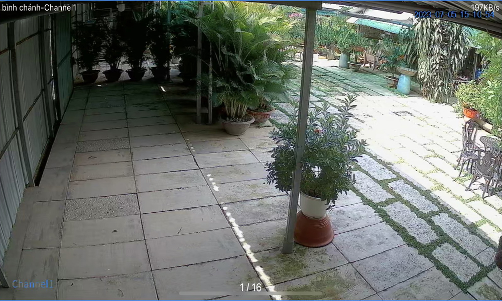 Hình  Loại Camera  thực tế  chất lượng sắc nét đến  2.0 megapixel  Sắc nét phù hợp giám sát qua điện thoại  của bộ Trọn Bộ Camera Trường Học Giá Rẻ sử dụng mã DS-2CD1323G2-LIUF